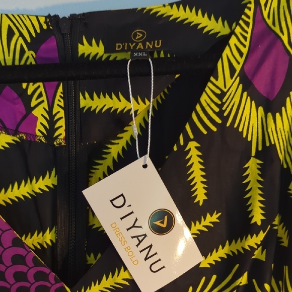 Naenia African Print Tiered V-neck Maxi Dress (Purple Yellow Fans) - Picture 2 of 3